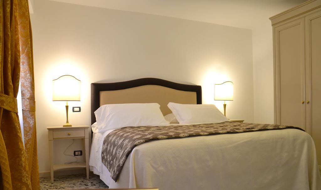Bed and Breakfast Ca' Cappellis Venedig Exterior foto