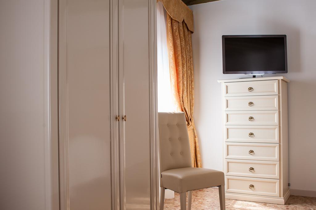 Bed and Breakfast Ca' Cappellis Venedig Exterior foto