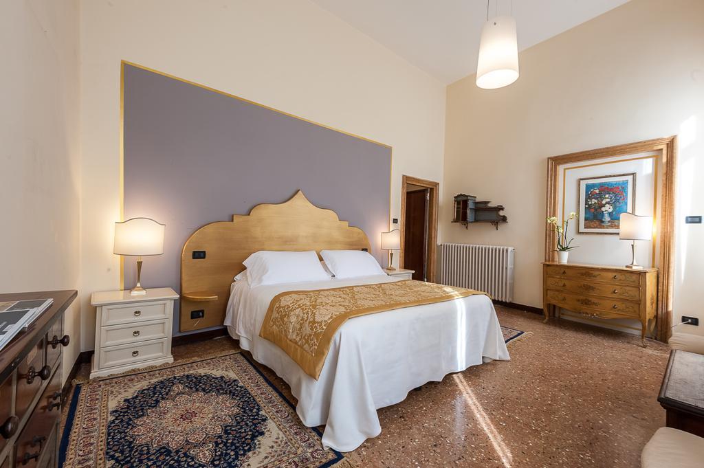Bed and Breakfast Ca' Cappellis Venedig Exterior foto